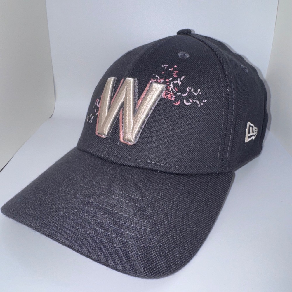 New Era 39THIRTY Hat Women S/M Grey Washington Nationals Cherry Blossom Cap